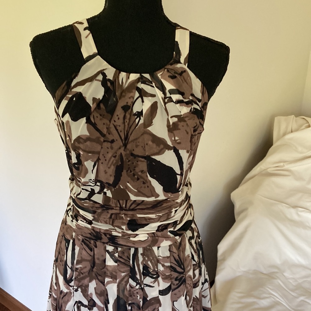 Jones Wear halter pleated fit and flare floral dress